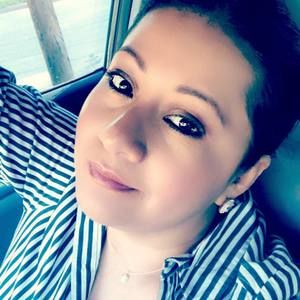 Meet your Posher, Elena